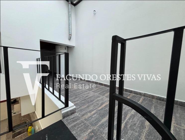 VENTA – PH – TRES AMBIENTES – ENTRADA INDEPENDIENTE – SIN EXPENSAS – LINIERS
