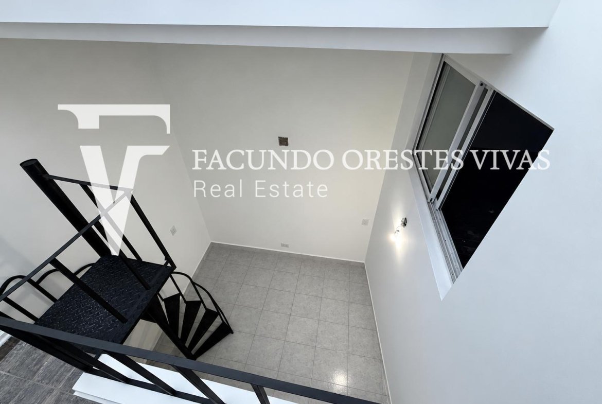 VENTA – PH – TRES AMBIENTES – ENTRADA INDEPENDIENTE – SIN EXPENSAS – LINIERS