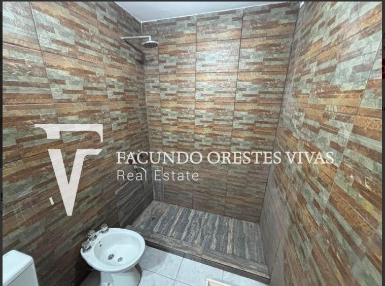 VENTA – PH – TRES AMBIENTES – ENTRADA INDEPENDIENTE – SIN EXPENSAS – LINIERS