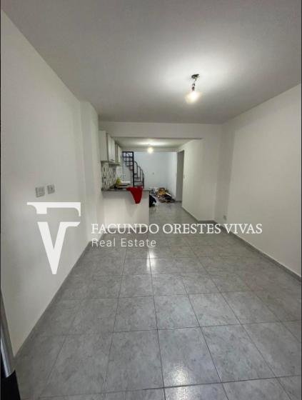 VENTA – PH – TRES AMBIENTES – ENTRADA INDEPENDIENTE – SIN EXPENSAS – LINIERS