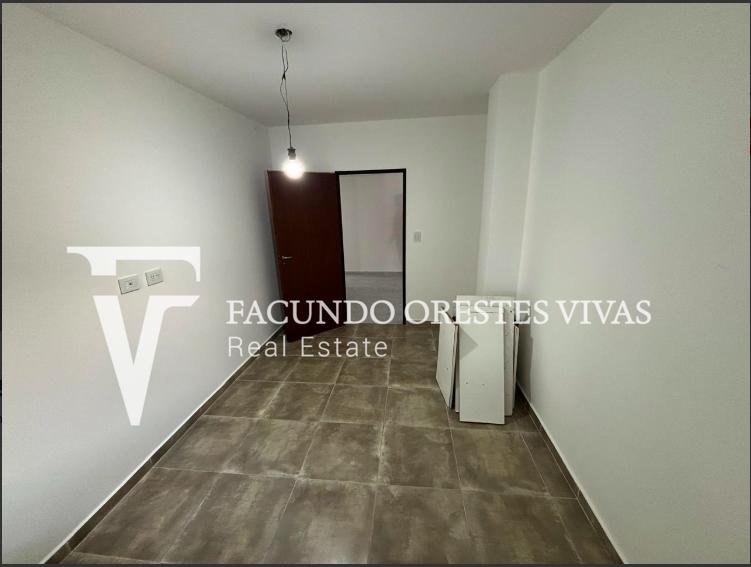 VENTA – PH – TRES AMBIENTES – ENTRADA INDEPENDIENTE – SIN EXPENSAS – LINIERS