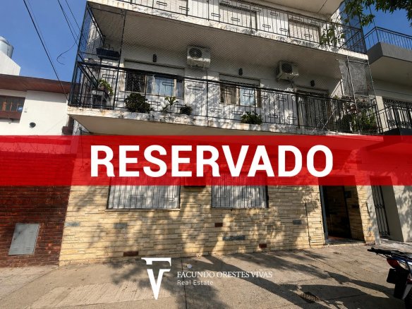 VENTA-LINIERS-DOS AMBIENTES-PLANTA BAJA-PATIO-LAVADERO
