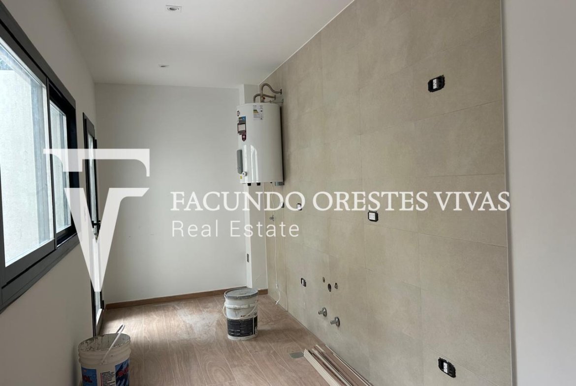 VENTA-DEPARTAMENTO-DOS AMBIENTES-AIRE ACONDICIONADO-LAVADERO-SUM-C/FRENTE-BARRIO NAÓN-MATADEROS