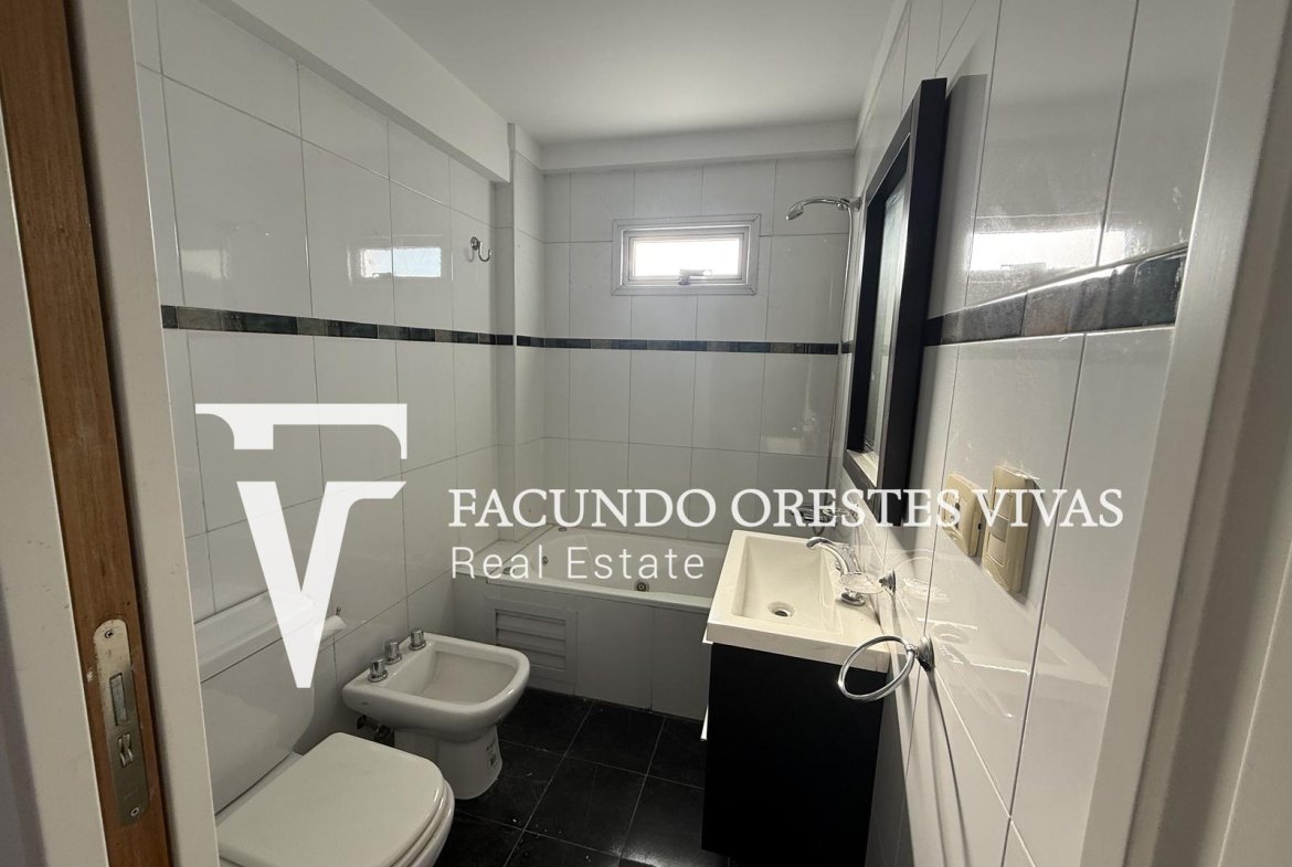 VENTA-DOS AMBIENTES-BALCON-A ESTRENAR-LINIERS
