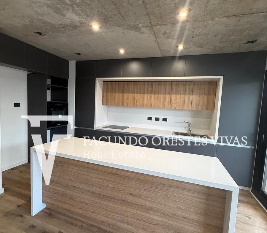 VENTA-DEPARTAMENTO-CUATRO AMBIENTES-PARILLA-BALCON-COCHERA-FRENTE-CATEGORIA-LINIERS