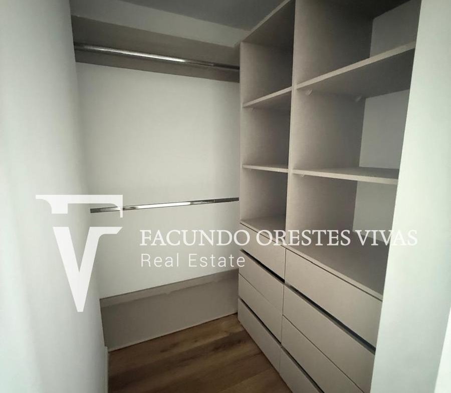 VENTA-DEPARTAMENTO-CUATRO AMBIENTES-PARILLA-BALCON-COCHERA-FRENTE-CATEGORIA-LINIERS