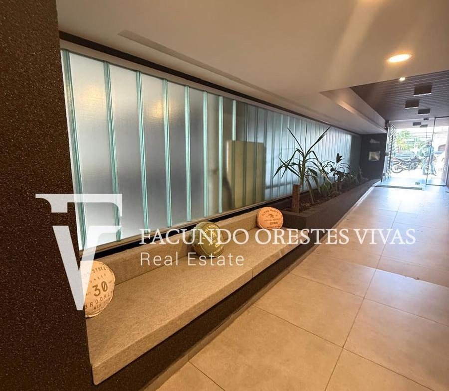 VENTA-DEPARTAMENTO-CUATRO AMBIENTES-PARILLA-BALCON-COCHERA-FRENTE-CATEGORIA-LINIERS
