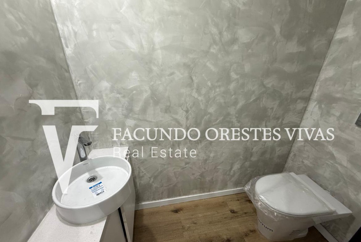 VENTA-DEPARTAMENTO-CUATRO AMBIENTES-PARILLA-BALCON-COCHERA-FRENTE-CATEGORIA-LINIERS