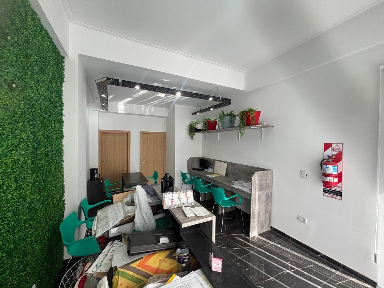 ALQUILER – LOCAL – COCINA – BAÑO – MATADEROS