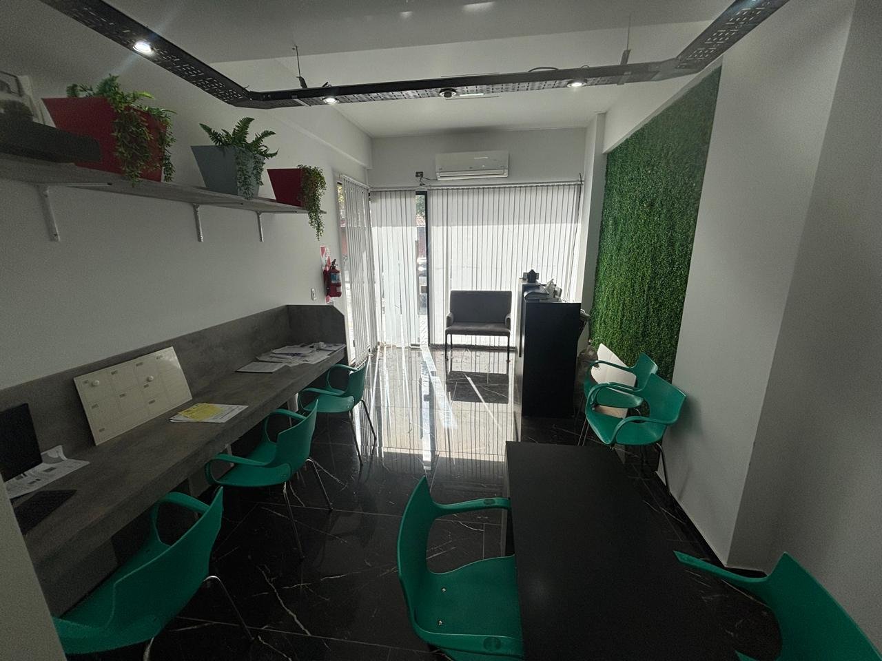 ALQUILER – LOCAL – COCINA – BAÑO – MATADEROS