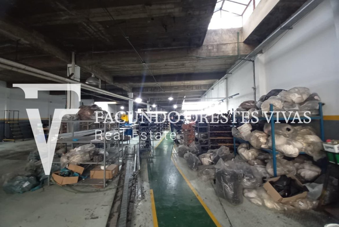 ALQUILER – DÉPOSITO INDUSTRIAL – 1800 M2 -GRUPO ELECTRÓGENO – MADERO