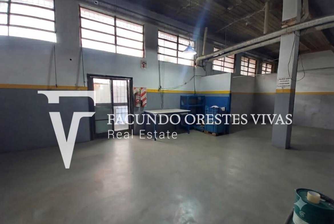 ALQUILER – DÉPOSITO INDUSTRIAL – 1800 M2 -GRUPO ELECTRÓGENO – MADERO