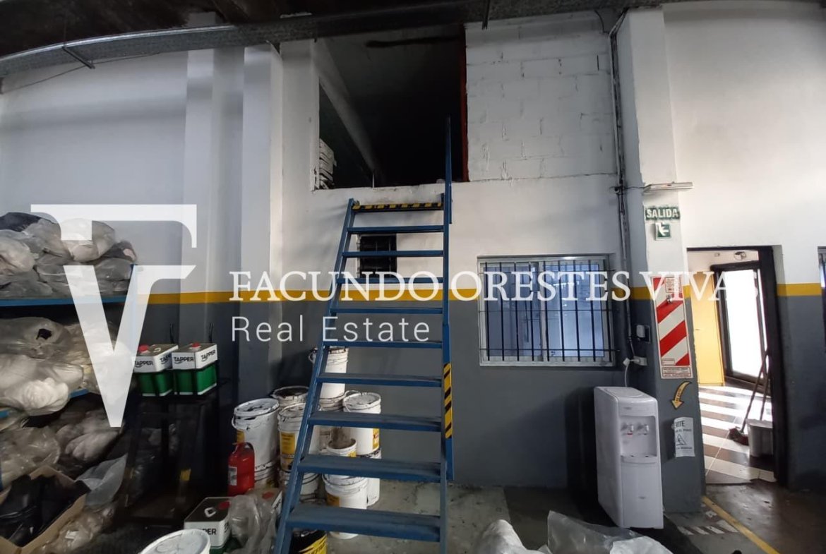 ALQUILER – DÉPOSITO INDUSTRIAL – 1800 M2 -GRUPO ELECTRÓGENO – MADERO