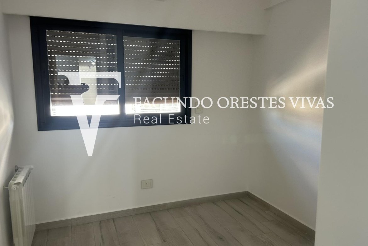 VENTA- DEPARTAMENTO -CUATRO AMBIENTES -BALCON CON PARRILLA-COCHERA-AIRE/A -BARRIO NAON -MATADEROS