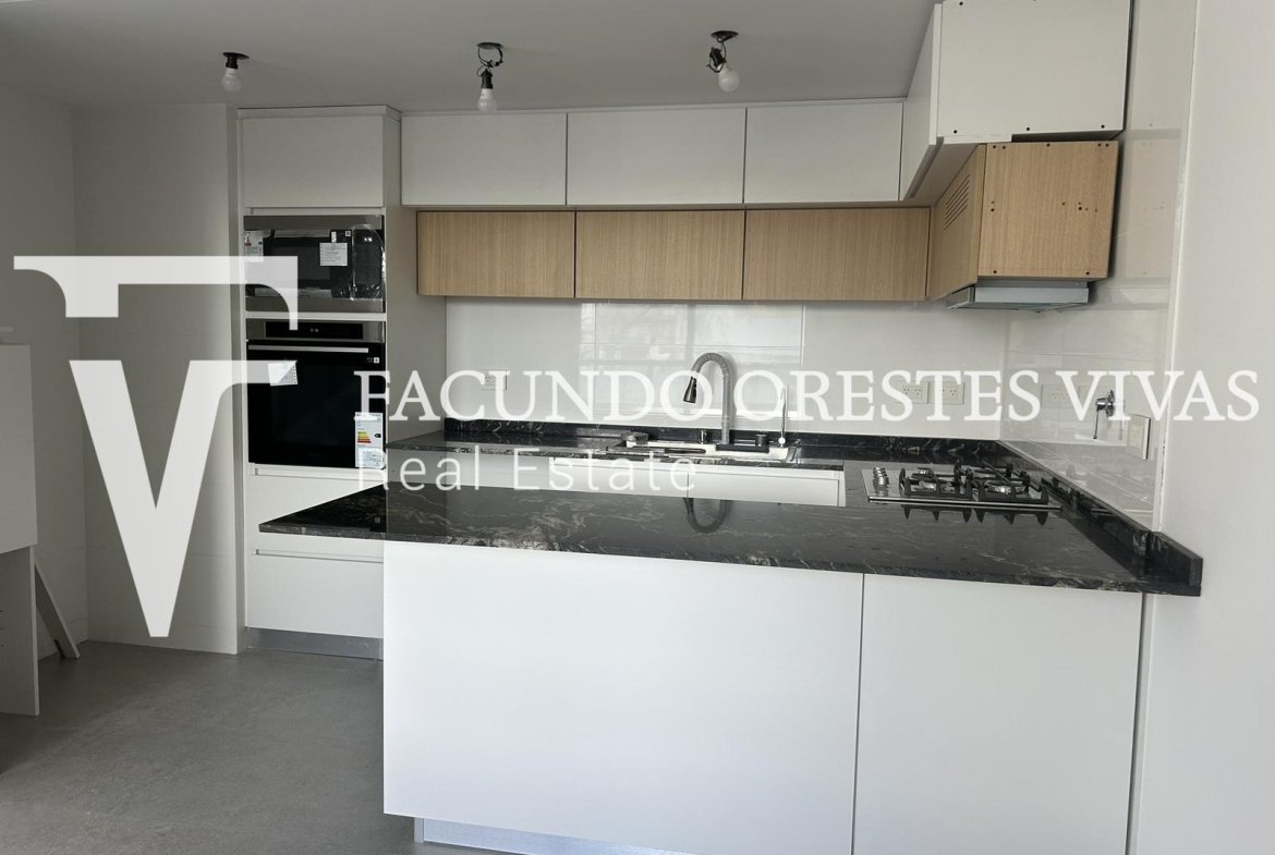 VENTA- DEPARTAMENTO -CUATRO AMBIENTES -BALCON CON PARRILLA-COCHERA-AIRE/A -BARRIO NAON -MATADEROS