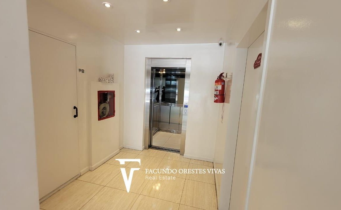 ALQUILER-MONOAMBIENTE-BALCÓN-AIRE ACONDICIONADO-LAUNDRY-COCHERA-DEVOTO