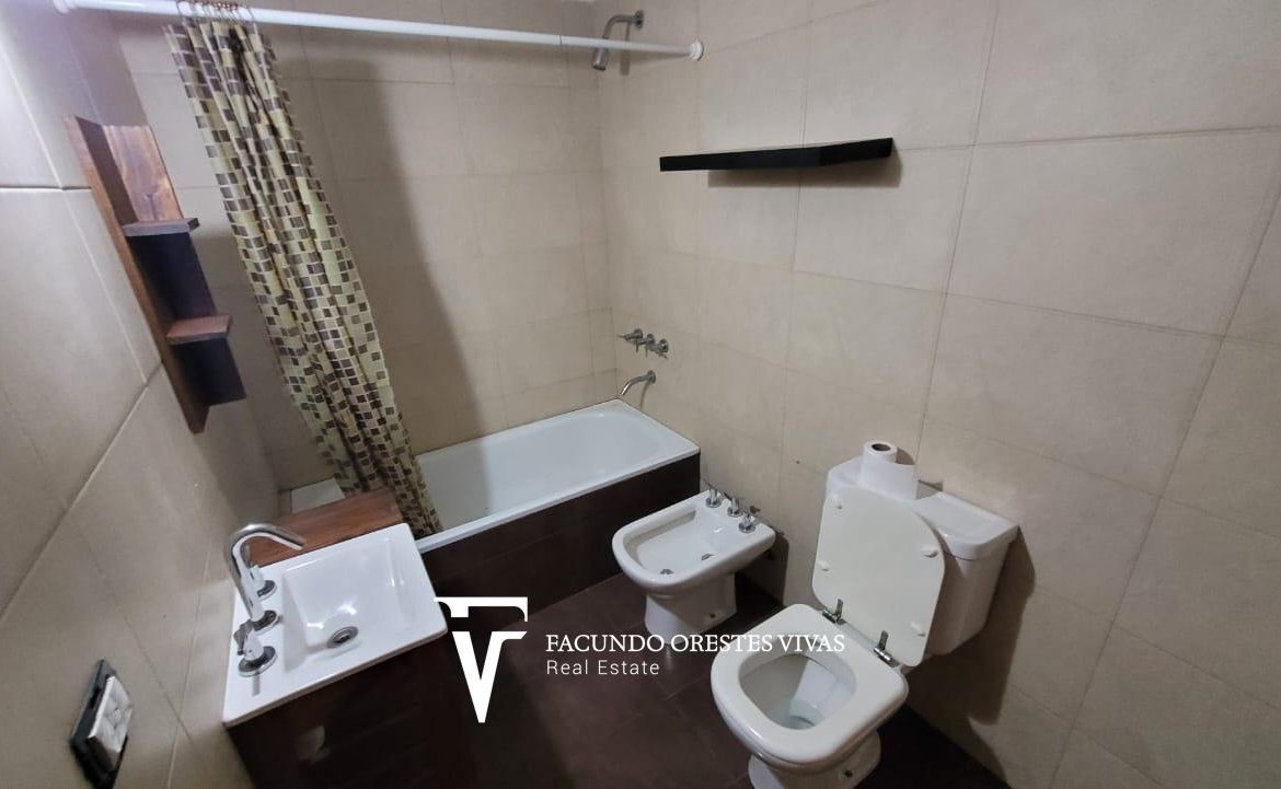 ALQUILER-MONOAMBIENTE-BALCÓN-AIRE ACONDICIONADO-LAUNDRY-COCHERA-DEVOTO