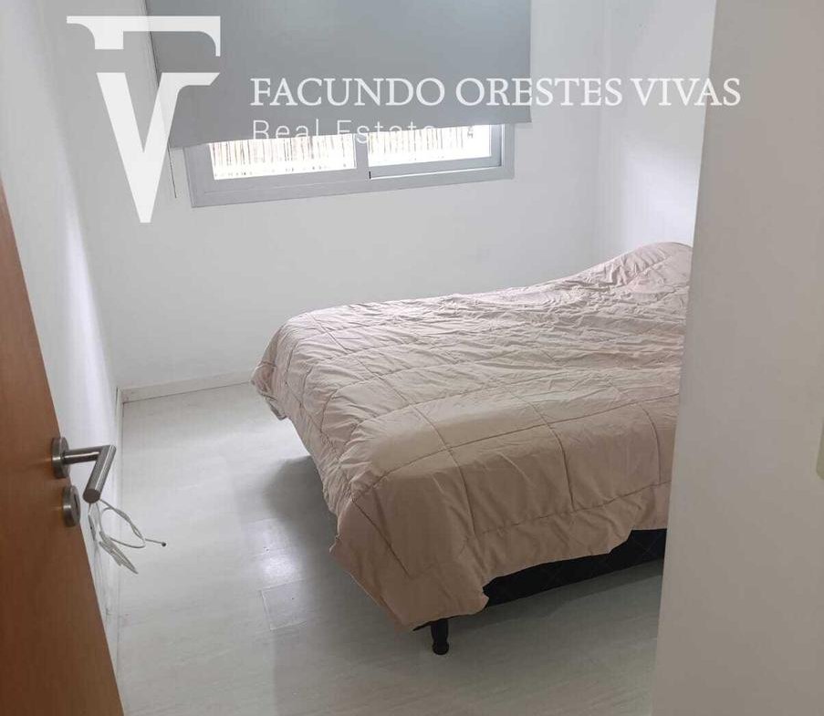 VENTA-DEPARTAMENTO-TRES AMBIENTES-COCHERA-BALCON-HABITACION EN SUITE-VERSALLES