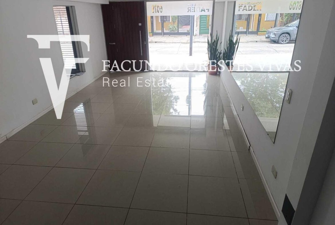 VENTA-DEPARTAMENTO-TRES AMBIENTES-COCHERA-BALCON-HABITACION EN SUITE-VERSALLES