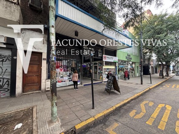 VENTA-LOCAL-DOBLE ALTURA-HABILITADO-VILLA LURO-