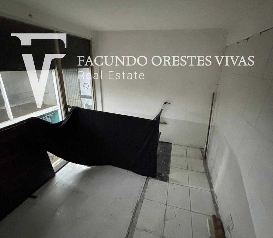 VENTA-LOCAL-DOBLE ALTURA-HABILITADO-VILLA LURO-
