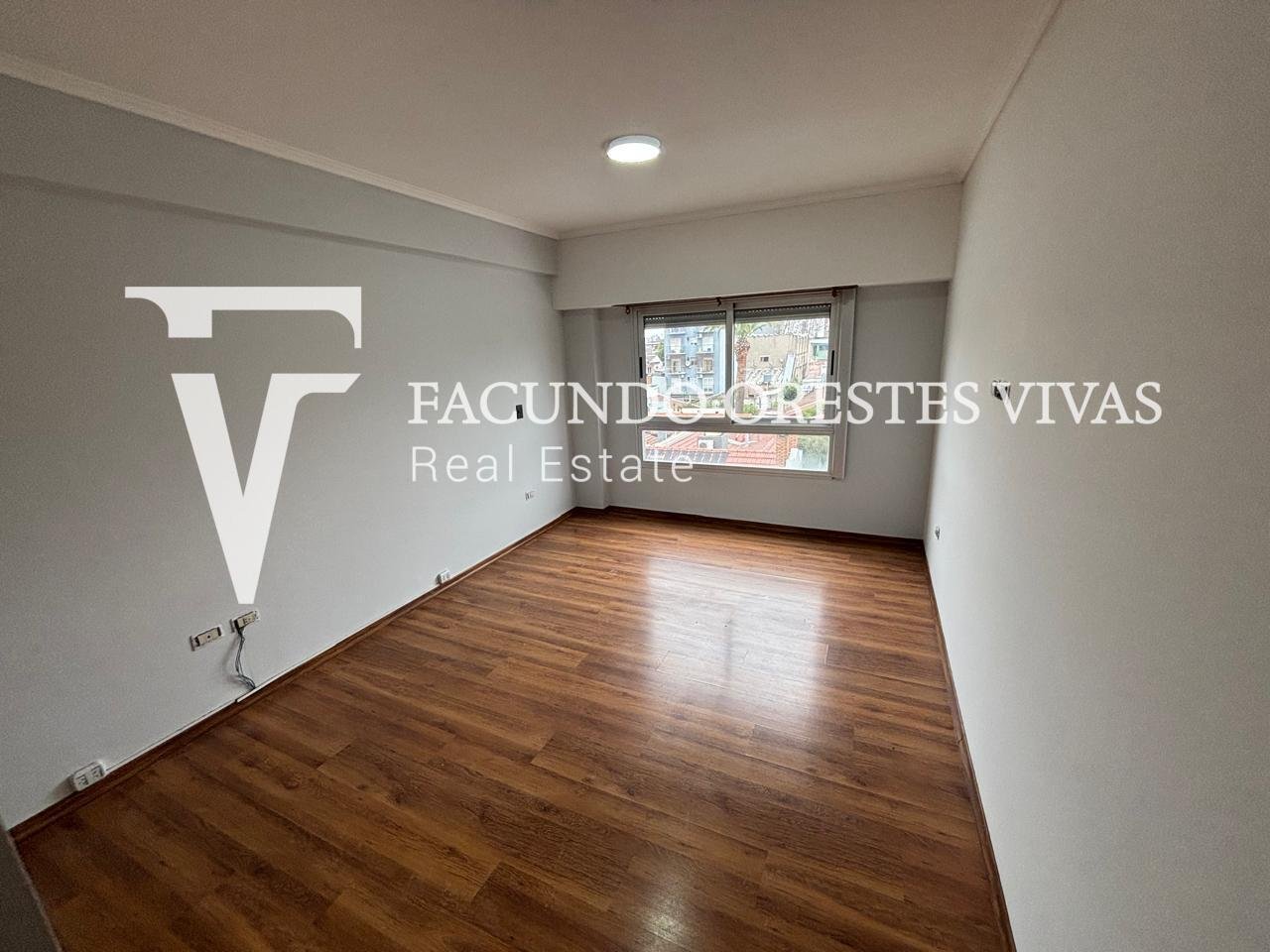 VENTA- DEPARTAMENTO – DOS AMBIENTES – BALCÓN – LINIERS