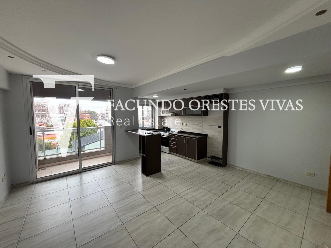 VENTA- DEPARTAMENTO – DOS AMBIENTES – BALCÓN – LINIERS