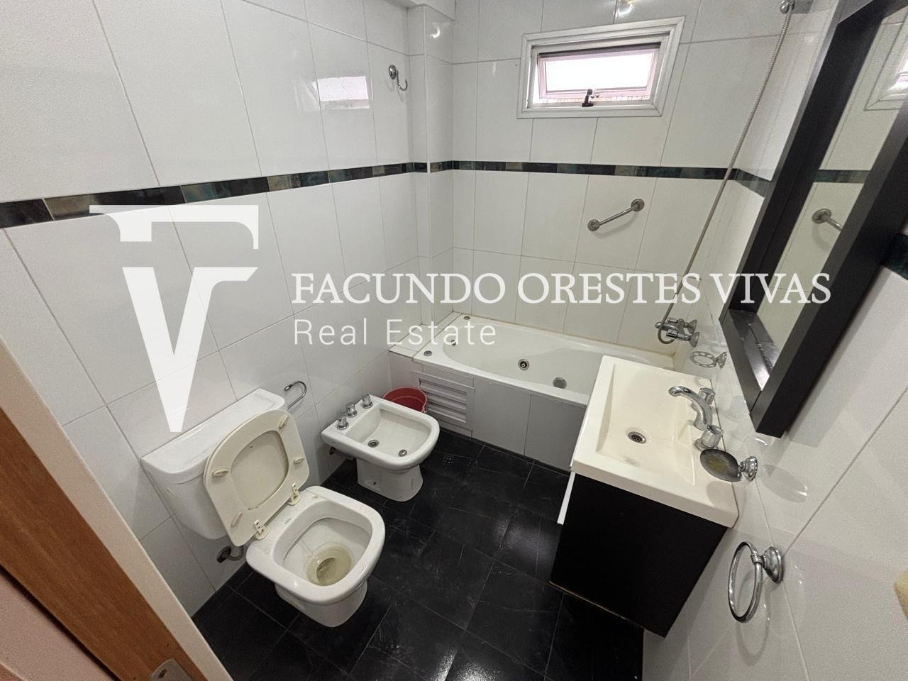 VENTA- DEPARTAMENTO – DOS AMBIENTES – BALCÓN – LINIERS