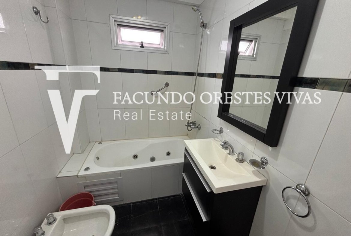 VENTA- DEPARTAMENTO – DOS AMBIENTES – BALCÓN – LINIERS