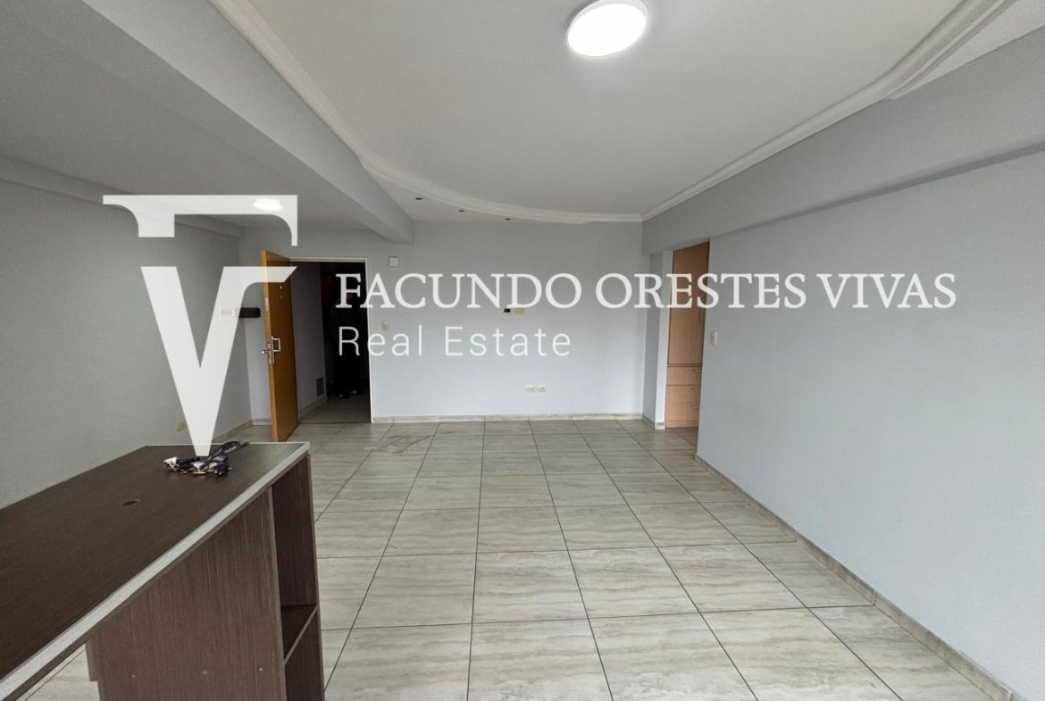 VENTA- DEPARTAMENTO – DOS AMBIENTES – BALCÓN – LINIERS