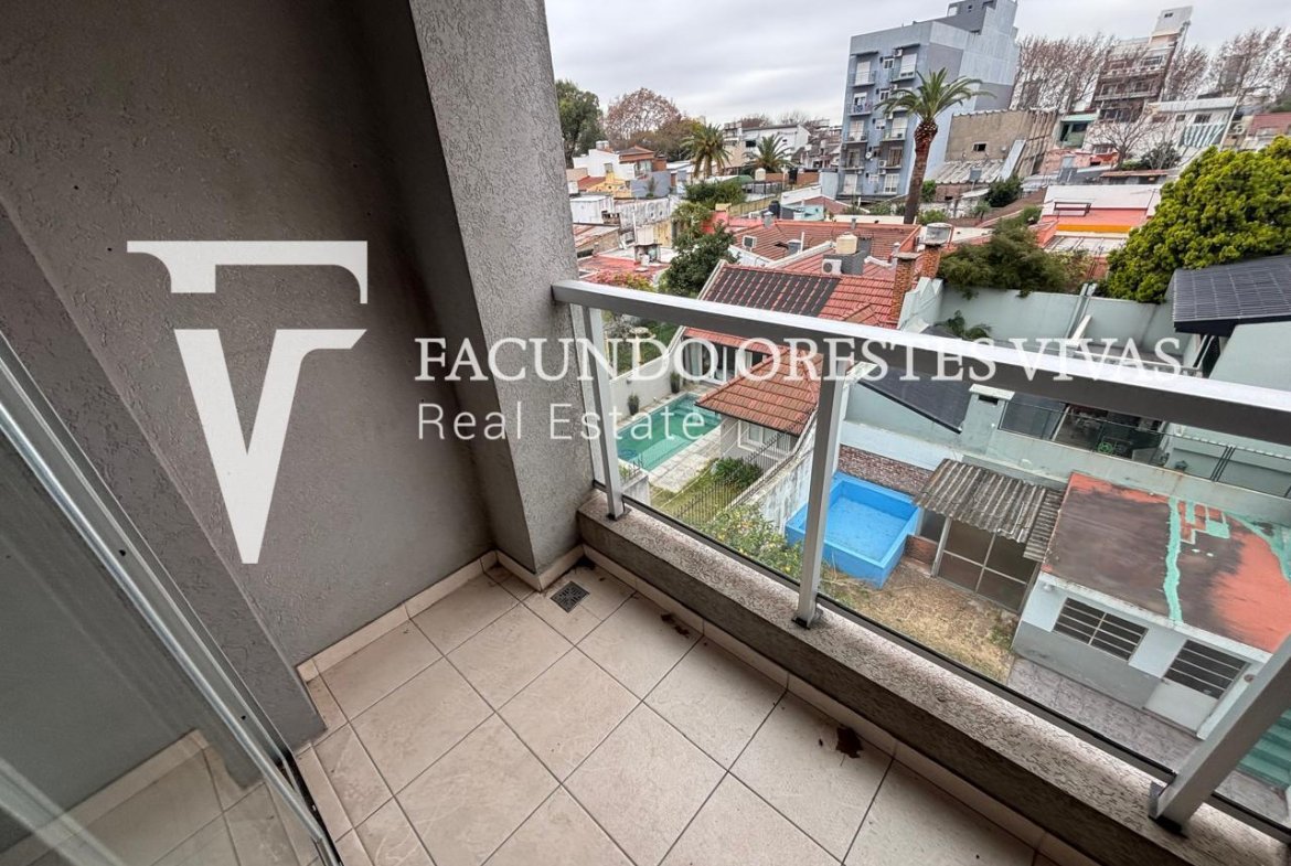 VENTA- DEPARTAMENTO – DOS AMBIENTES – BALCÓN – LINIERS