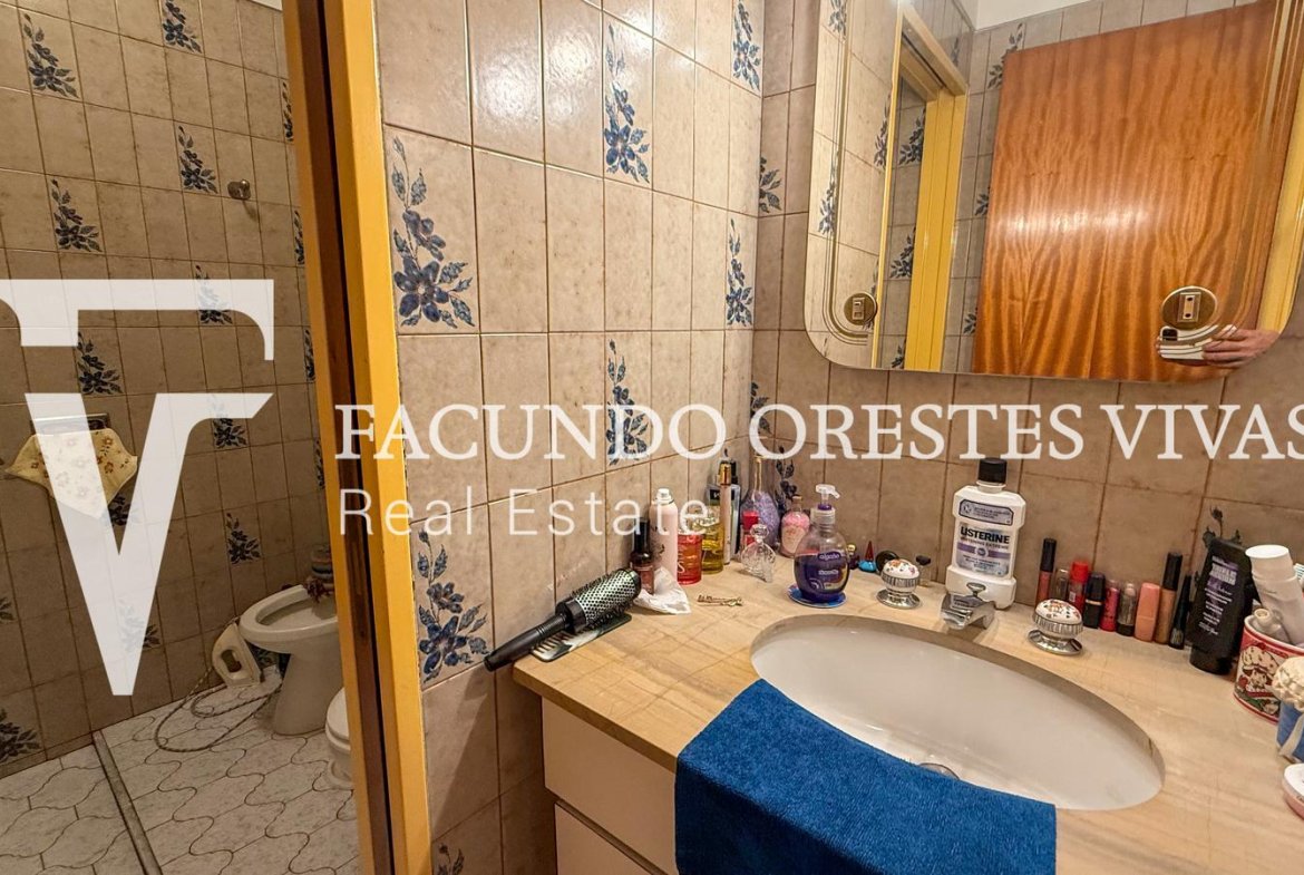 VENTA – CASA EN BLOCK – MULTIFAMILIAR – LOTE – TRES Y CUATRO AMBIENTES – JARDÍN – LOMAS DEL MIRADOR