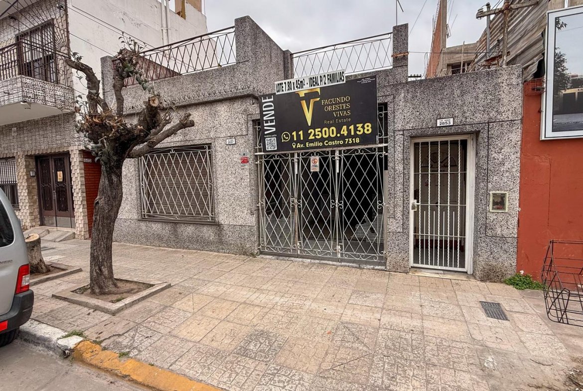 VENTA – CASA EN BOCK – MULTIFAMILIAR – LOTE – TRES Y CUATRO AMBIENTES – JARDÍN – LOMAS DEL MIRADOR