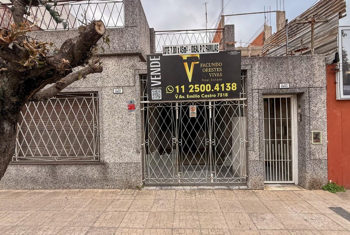 VENTA – CASA EN BOCK – MULTIFAMILIAR – LOTE – TRES Y CUATRO AMBIENTES – JARDÍN – LOMAS DEL MIRADOR