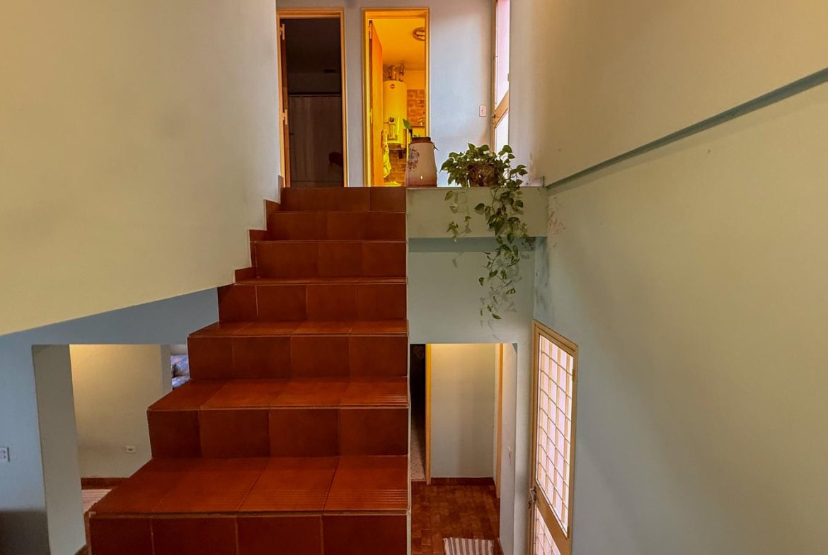 VENTA – CASA EN BOCK – MULTIFAMILIAR – LOTE – TRES Y CUATRO AMBIENTES – JARDÍN – LOMAS DEL MIRADOR