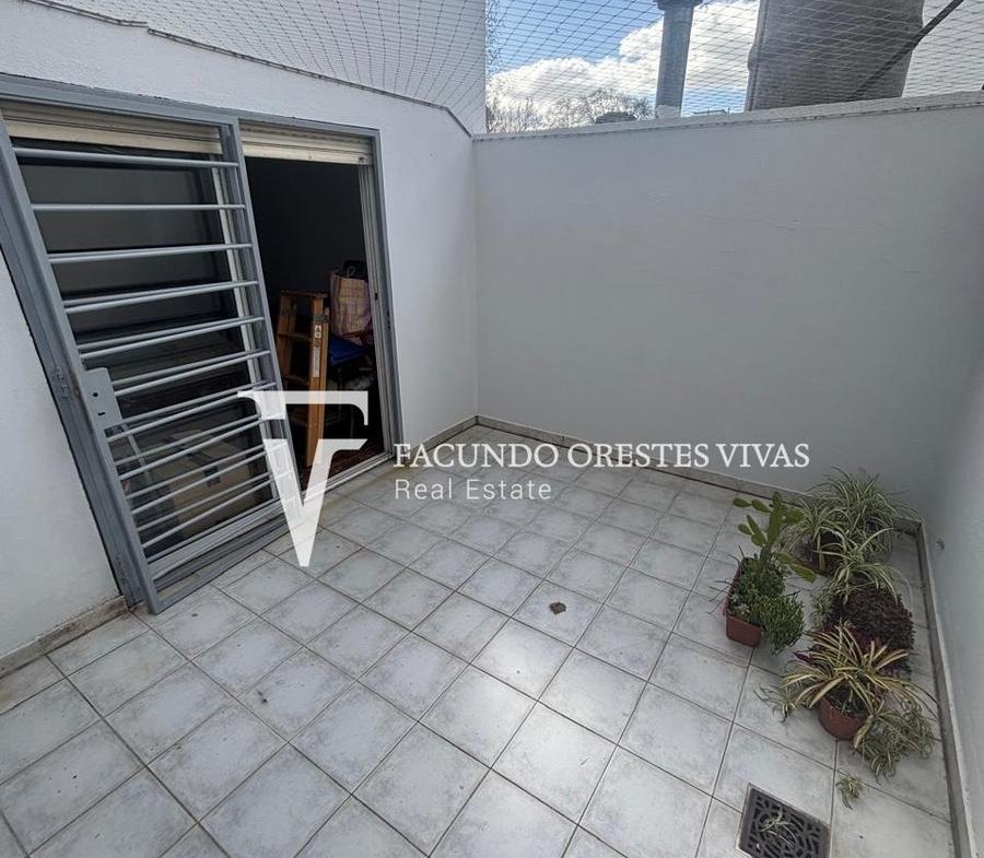 VENTA – DEPARTAMENTO – DOS AMBIENTES – DOS PATIOS – LINIERS