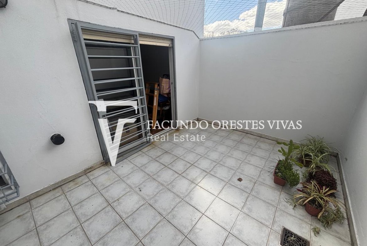 VENTA – DEPARTAMENTO – DOS AMBIENTES – DOS PATIOS – LINIERS
