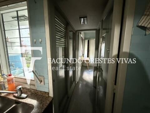 ALQUILER – CASA – LOCAL – IDEAL PARA EMPRENDIMIENTO – CUATRO AMBIENTES – AVENIDA – LINIERS
