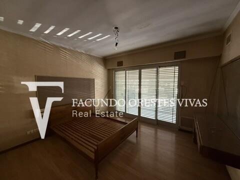 ALQUILER – CASA – LOCAL – IDEAL PARA EMPRENDIMIENTO – CUATRO AMBIENTES – AVENIDA – LINIERS