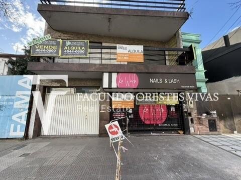 ALQUILER – CASA – LOCAL – IDEAL PARA EMPRENDIMIENTO – CUATRO AMBIENTES – AVENIDA – LINIERS