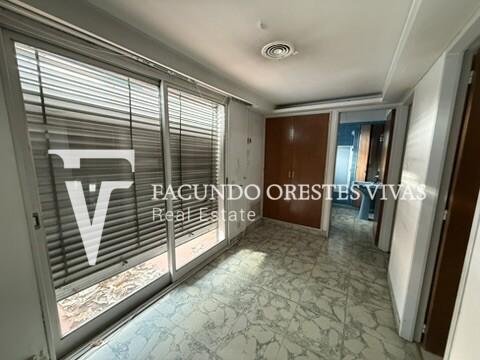 ALQUILER – CASA – LOCAL – IDEAL PARA EMPRENDIMIENTO – CUATRO AMBIENTES – AVENIDA – LINIERS