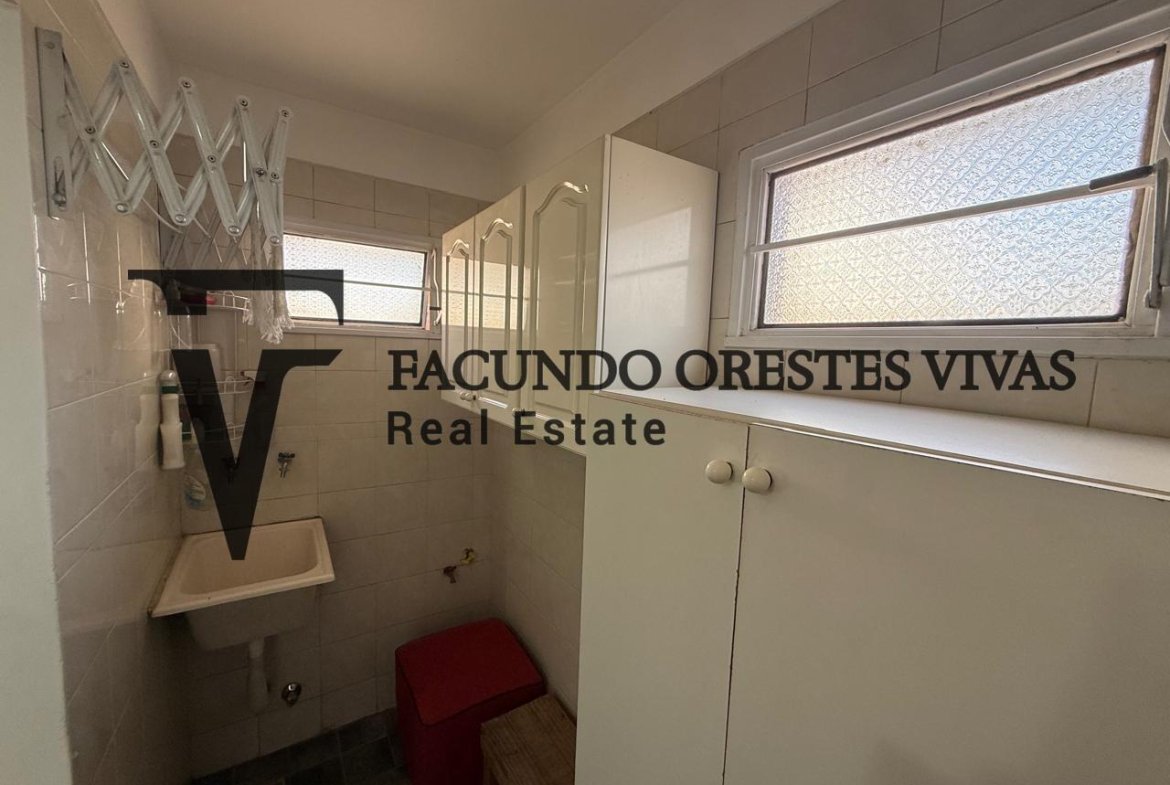 VENTA-DEPARTAMENTO-TRES AMBIENTES-COCHERA-COCHERA DE CORTESÍA-PILETA-LINIERS