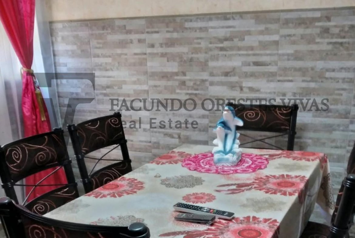 VENTA – CASA MULTIFAMILIAR – CINCO AMBIENTES – LOMAS DEL MIRADOR – COCHERA – PILETA – TERRAZA