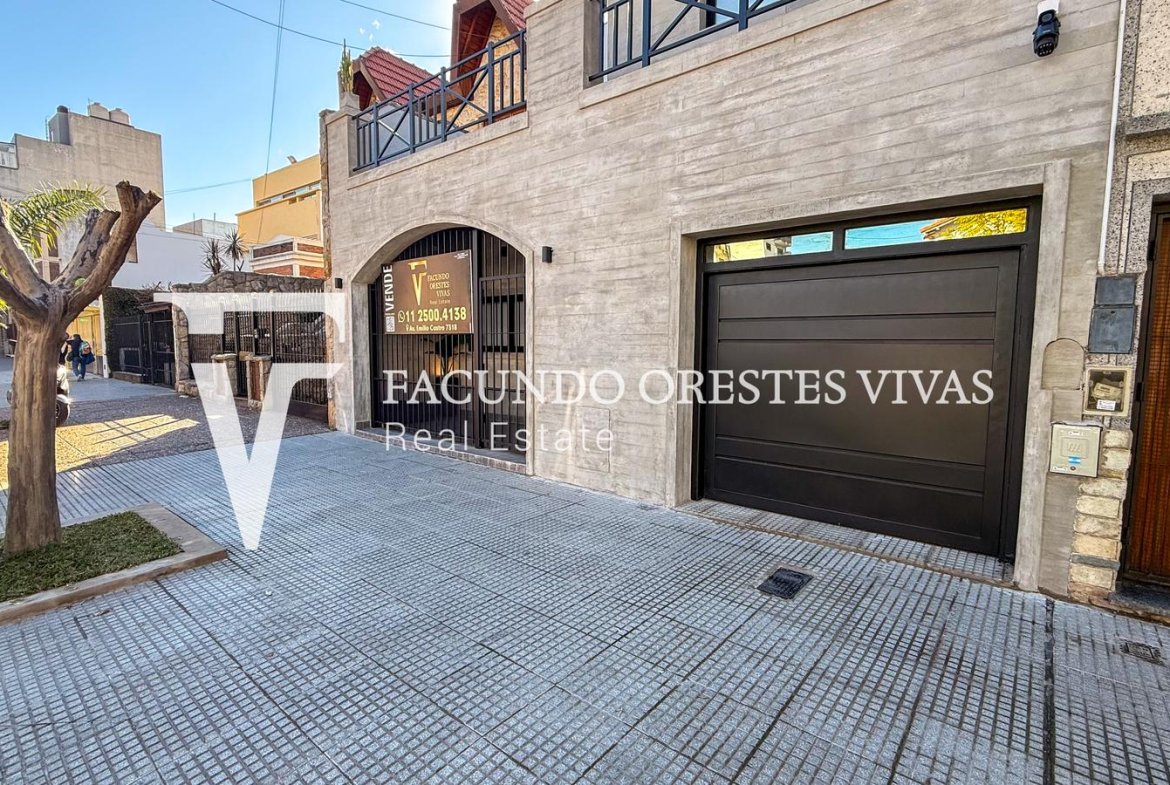 VENTA – CASA – SEIS AMBIENTES – JARDIN- PILETA -COCHERA- TERRAZA- LINIERS