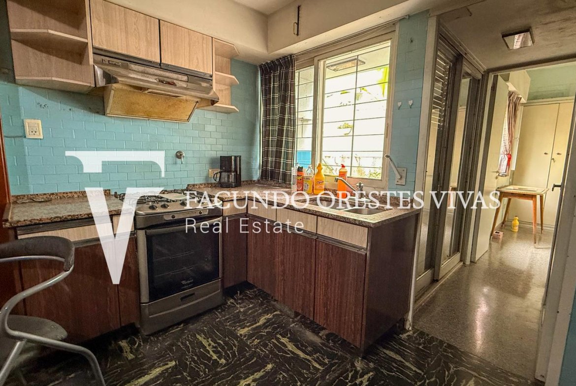 ALQUILER – CASA – LOCAL – IDEAL PARA EMPRENDIMIENTO – CUATRO AMBIENTES – AVENIDA – LINIERS