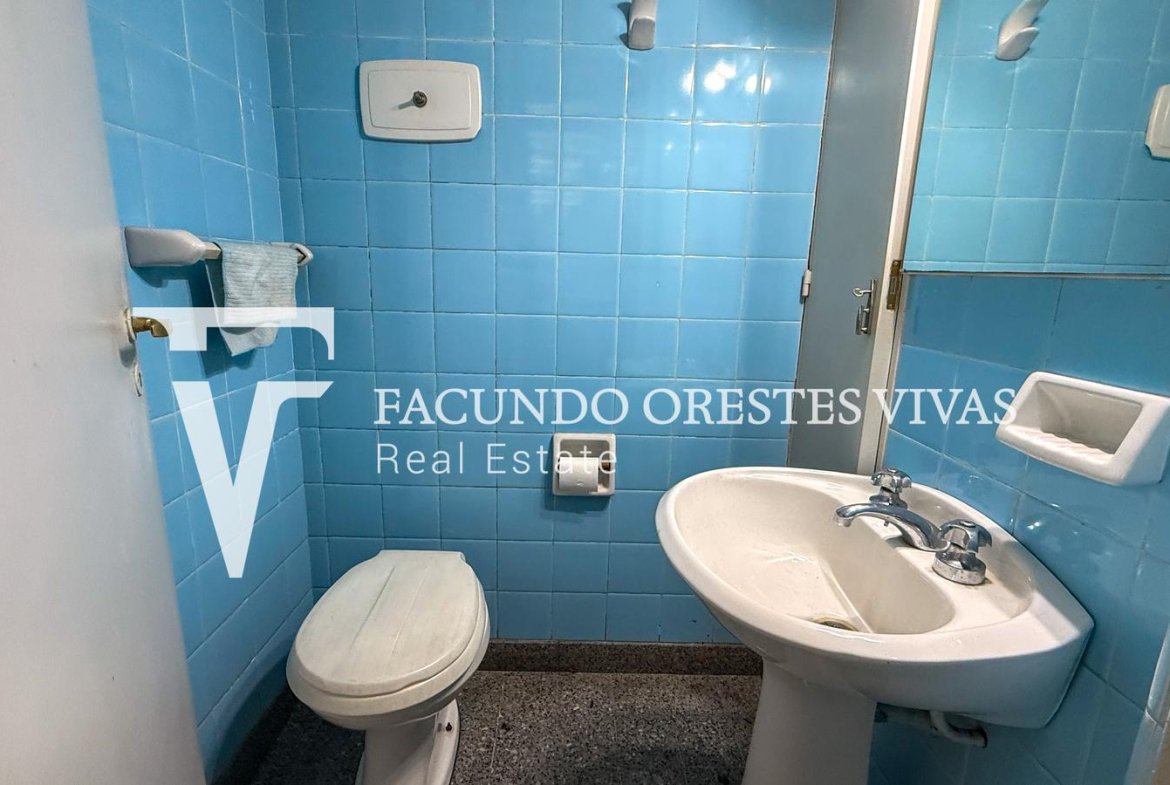 ALQUILER – CASA – LOCAL – IDEAL PARA EMPRENDIMIENTO – CUATRO AMBIENTES – AVENIDA – LINIERS