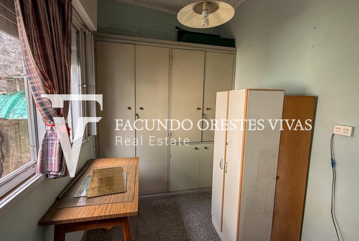 ALQUILER – CASA – LOCAL – IDEAL PARA EMPRENDIMIENTO – CUATRO AMBIENTES – AVENIDA – LINIERS