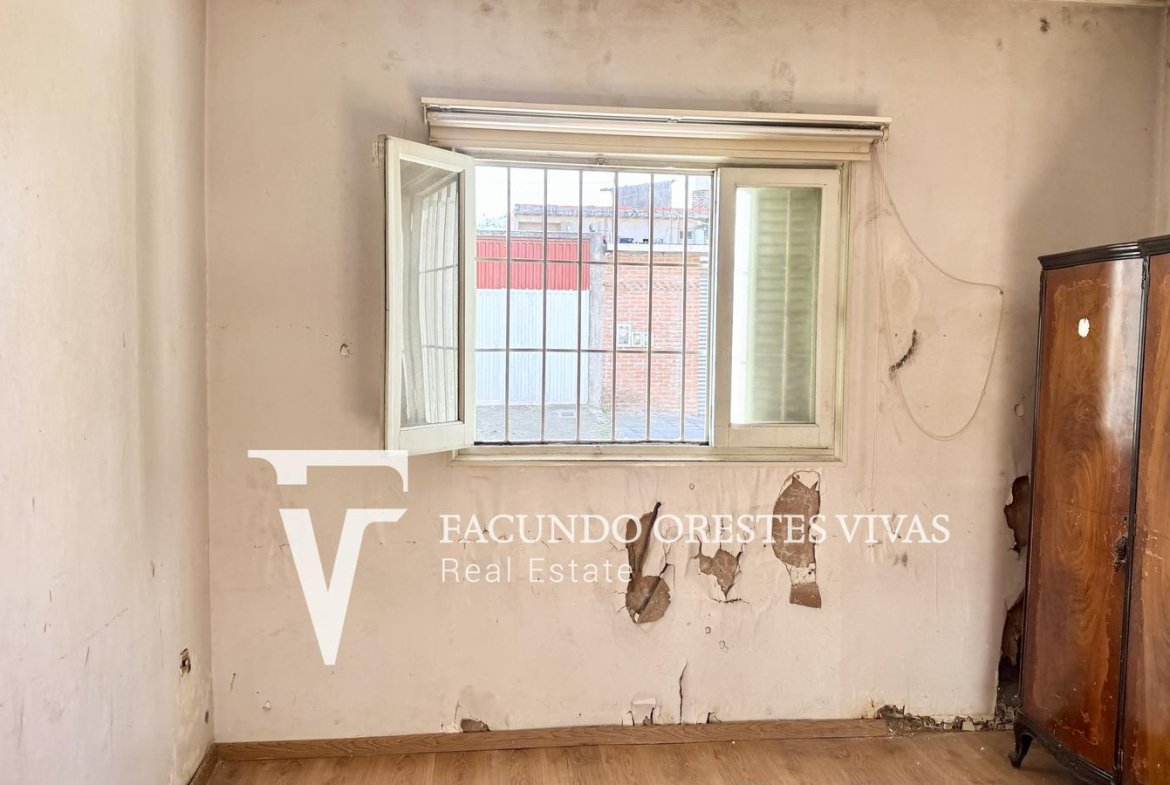 VENTA – CASA – 3 AMBIENTES – VILLA MADERO – PATIO – TERRAZA