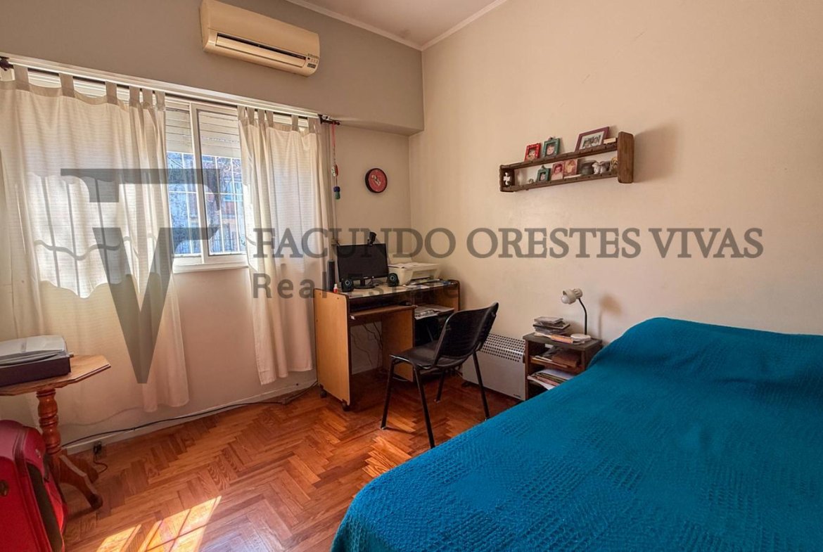 VENTA – CASA – CUATRO AMBIENTES – LINIERS – PATIO – TERRAZA