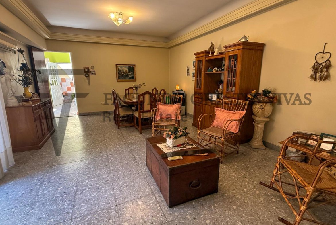 VENTA – CASA – CUATRO AMBIENTES – LINIERS – PATIO – TERRAZA